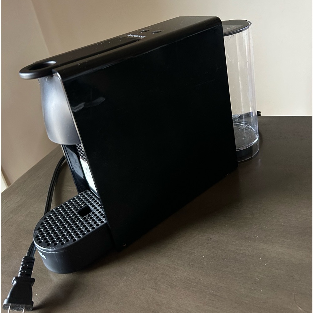 Nespresso Essezna espresso machine